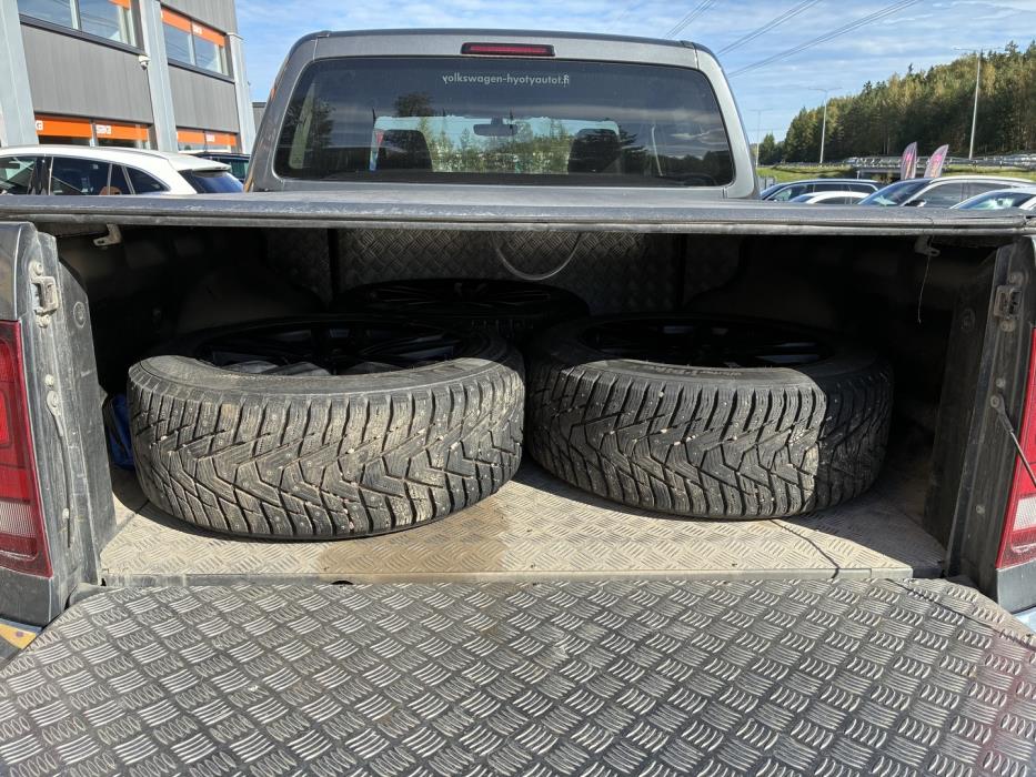 VOLKSWAGEN Amarok 2017
