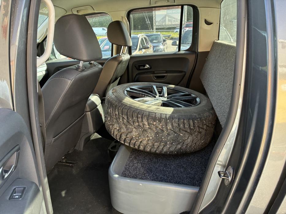 VOLKSWAGEN Amarok 2017
