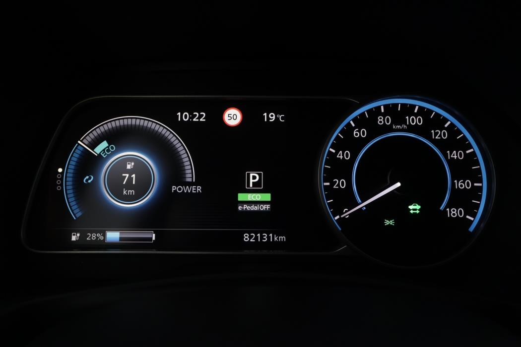 NISSAN Leaf 2018
