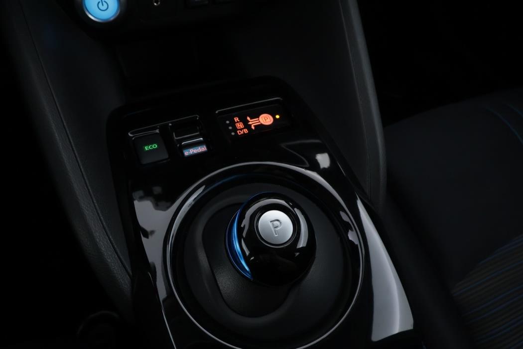 NISSAN Leaf 2018