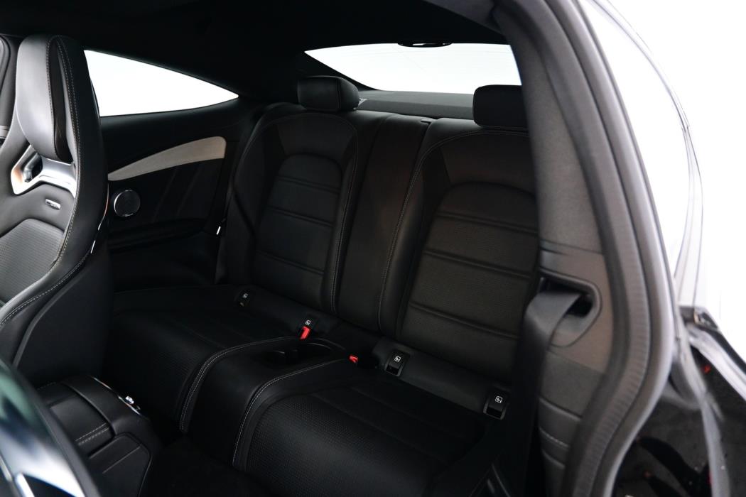 MERCEDES-BENZ C 63 AMG 2016