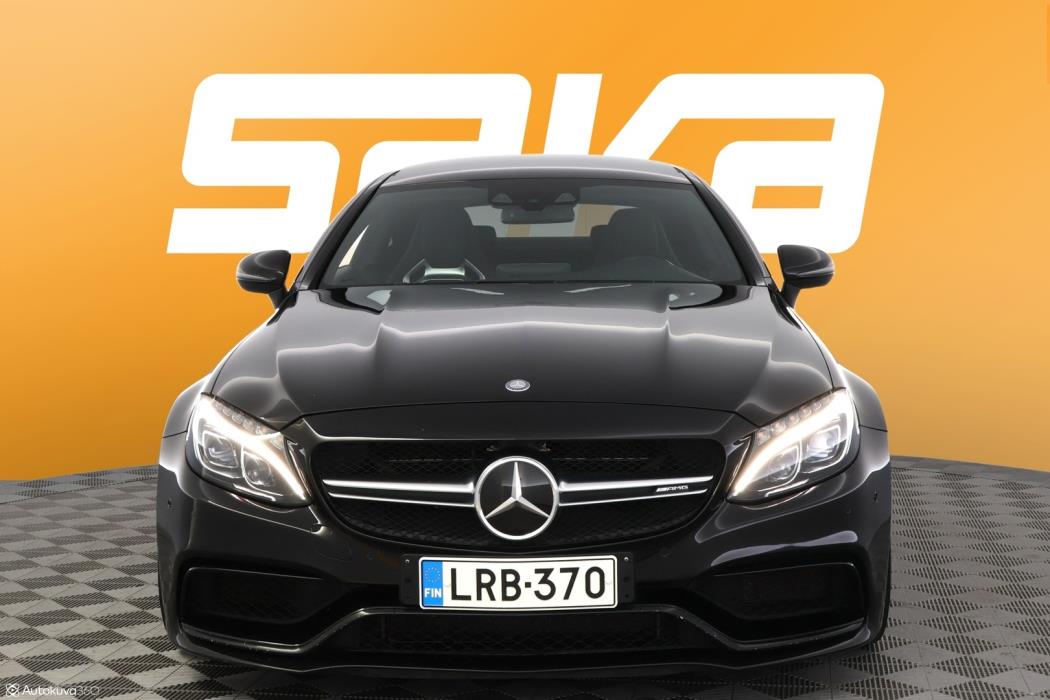 MERCEDES-BENZ C 63 AMG 2016
