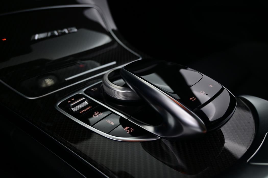 MERCEDES-BENZ C 63 AMG 2016