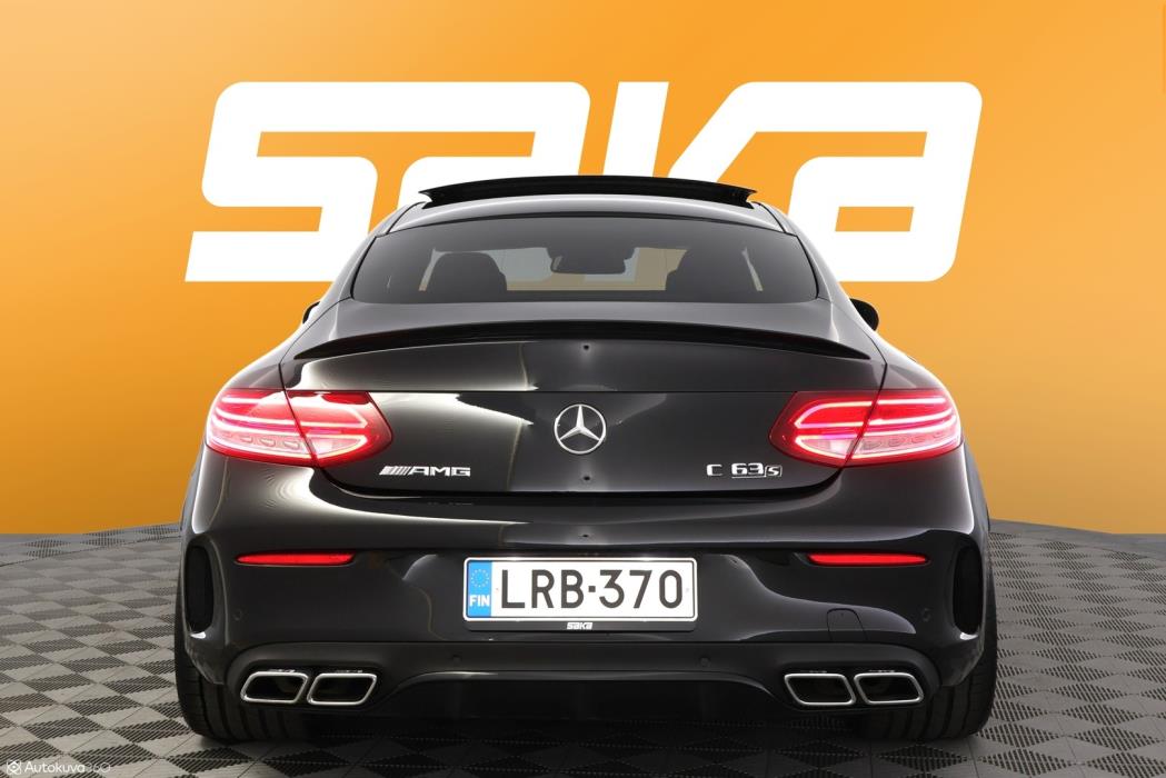 MERCEDES-BENZ C 63 AMG 2016