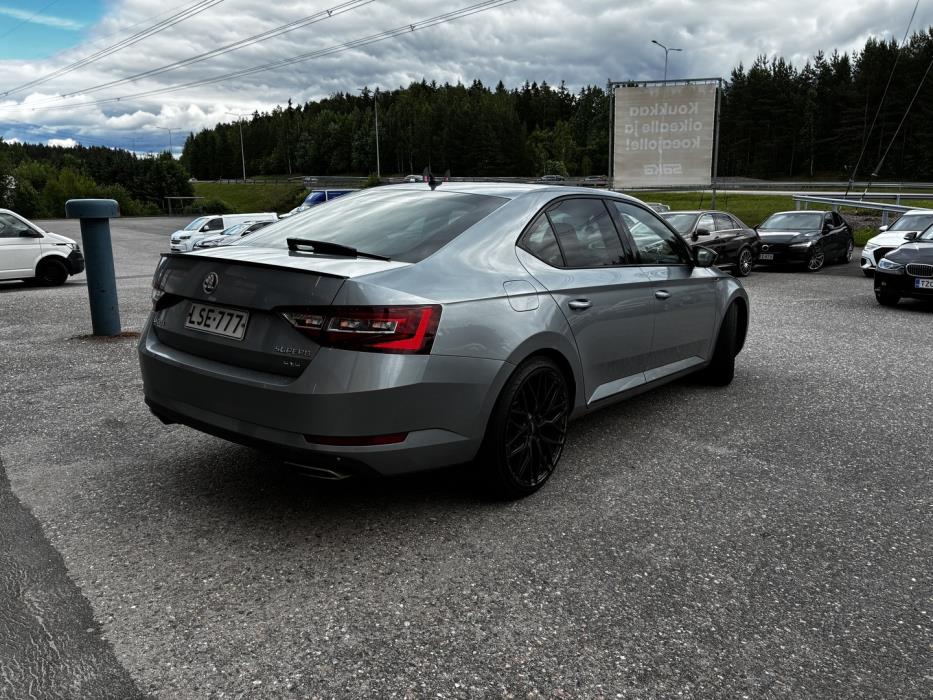 SKODA Superb 2018