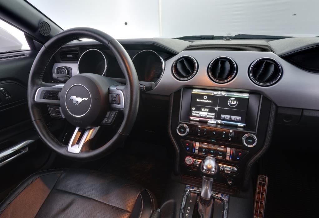 FORD Mustang 2017