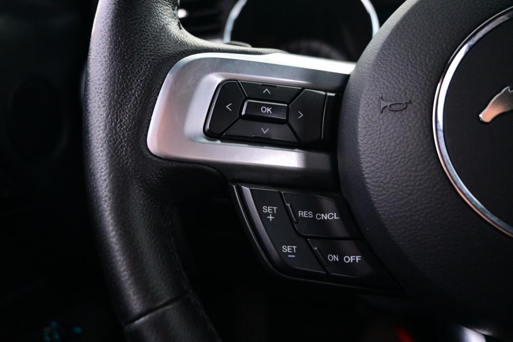FORD Mustang 2017