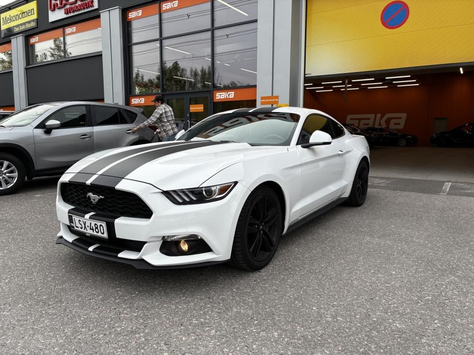 FORD Mustang 2017