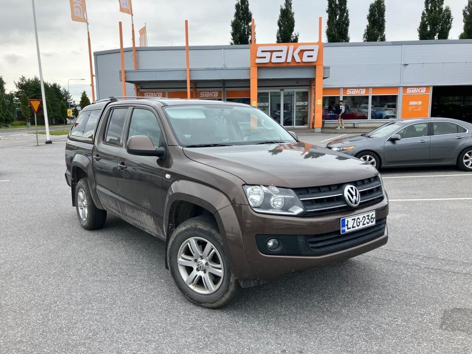 VOLKSWAGEN Amarok 2011