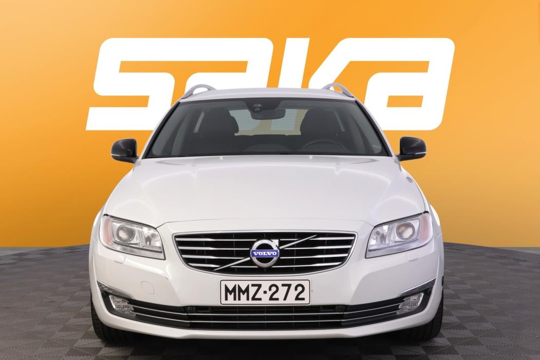 VOLVO V70 2015
