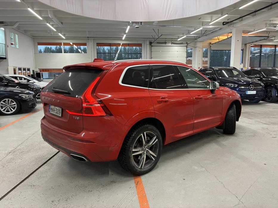 VOLVO XC60 2018