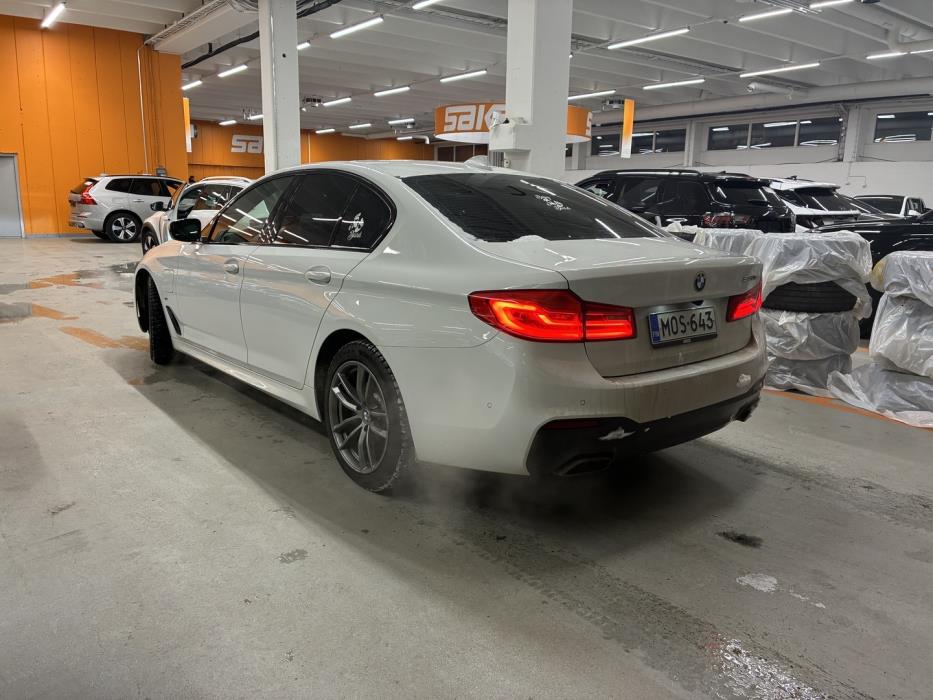 BMW 530 2019