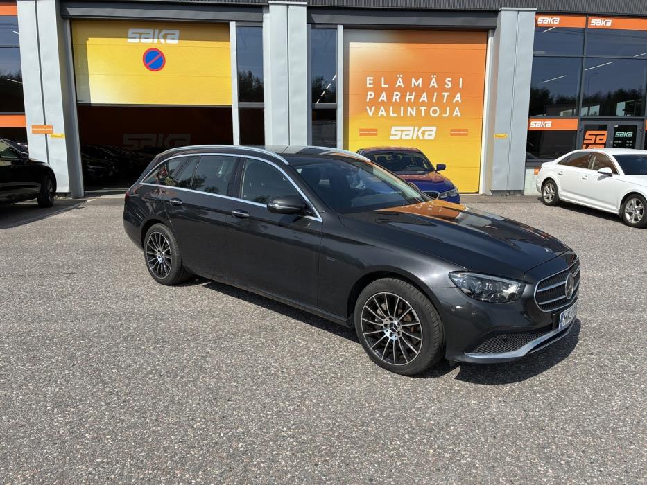 MERCEDES-BENZ E 2021