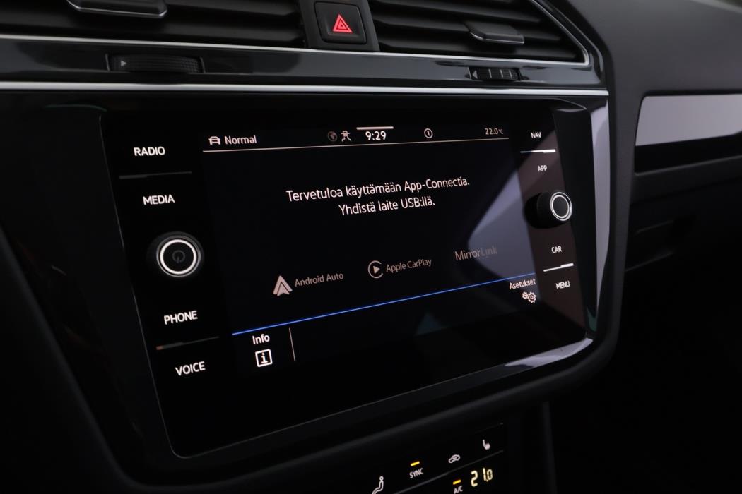VOLKSWAGEN Tiguan 2021