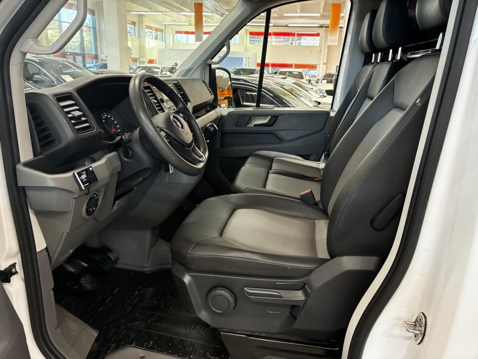 VOLKSWAGEN Crafter 2020