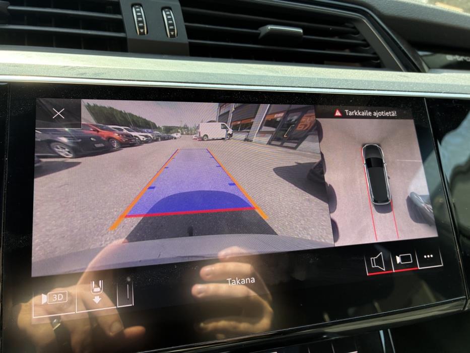 AUDI e-tron 2020