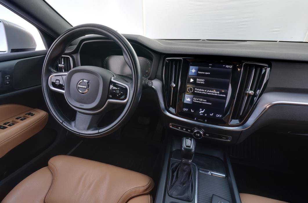 VOLVO V60 Cross Country 2019