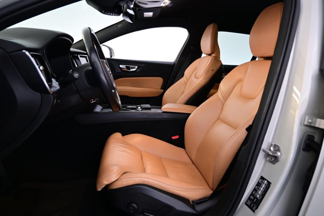 VOLVO V60 Cross Country 2019