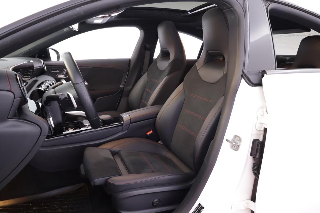 MERCEDES-BENZ CLA 2023