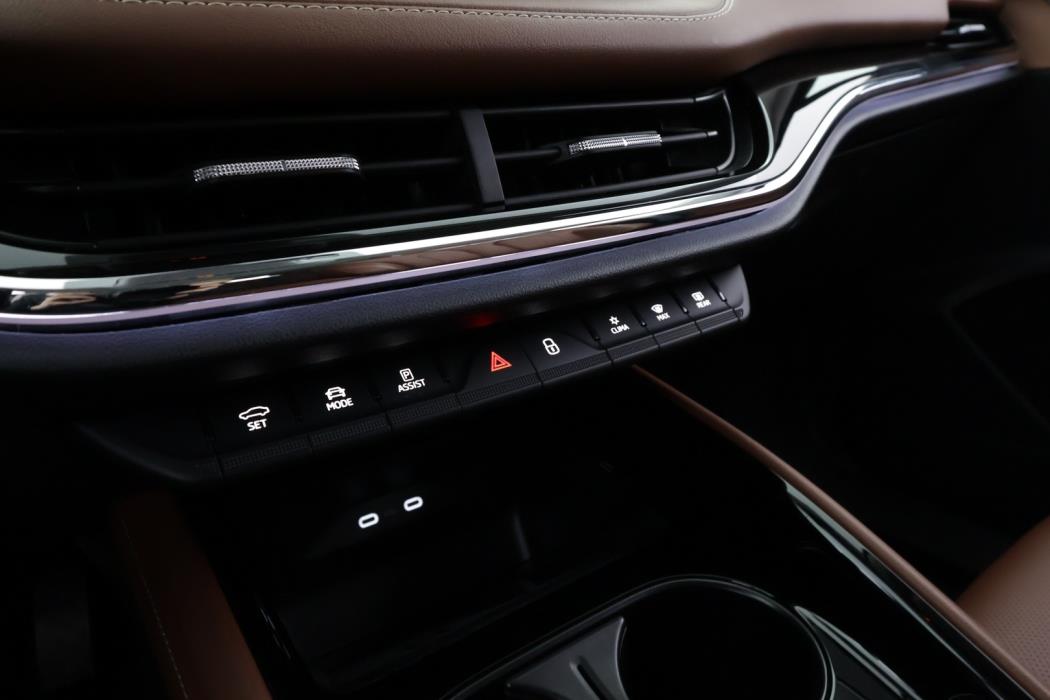 SKODA Enyaq 2023