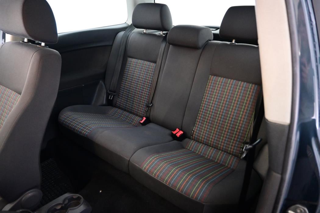 VOLKSWAGEN Polo 2007