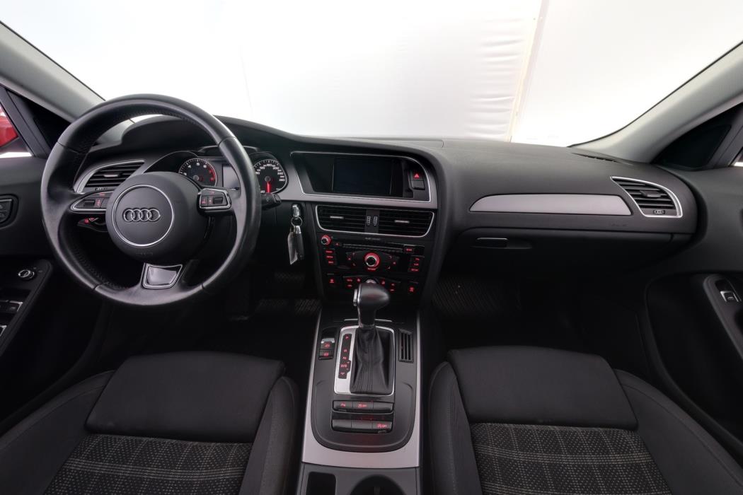 AUDI A4 2014