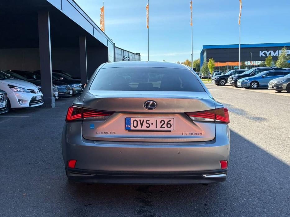 LEXUS IS 2017