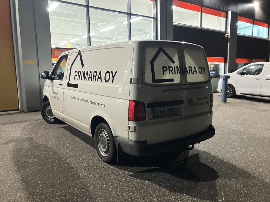 VOLKSWAGEN Transporter 2016
