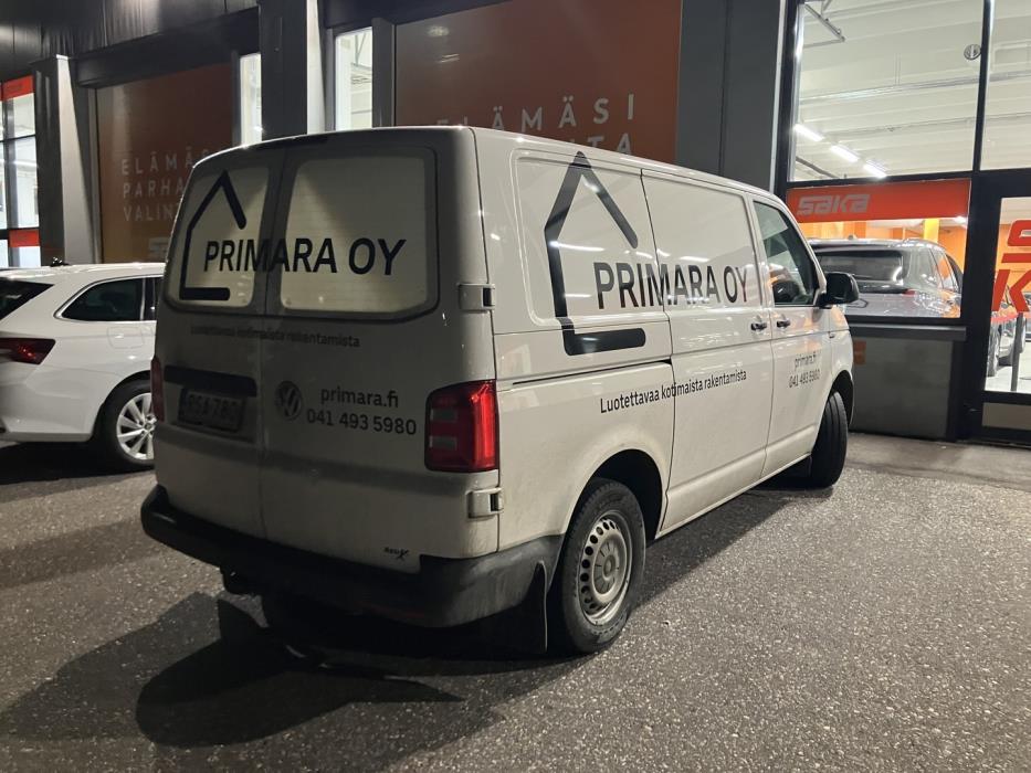 VOLKSWAGEN Transporter 2016