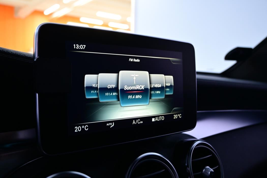 MERCEDES-BENZ GLC 2017