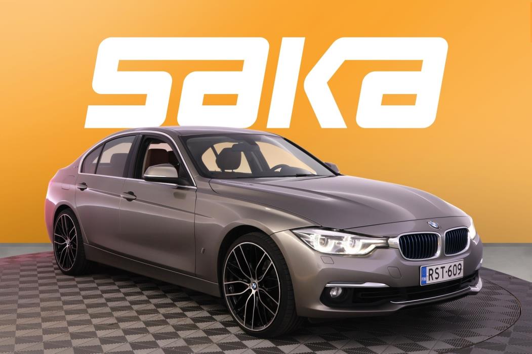 BMW 330 2017