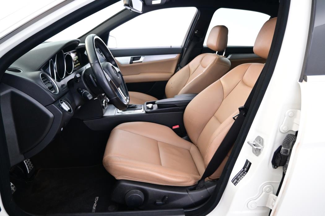 MERCEDES-BENZ C 2012
