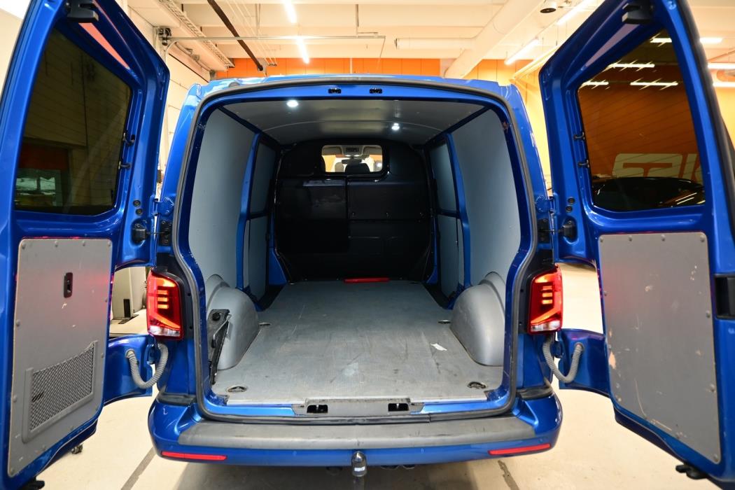 VOLKSWAGEN Transporter 2022