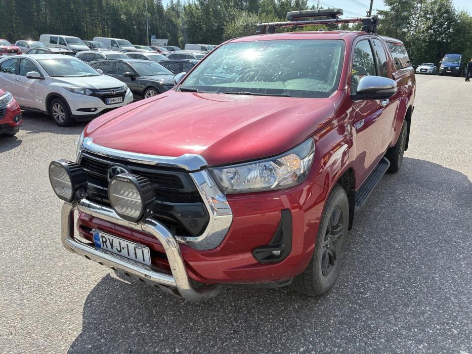 TOYOTA Hilux 2023