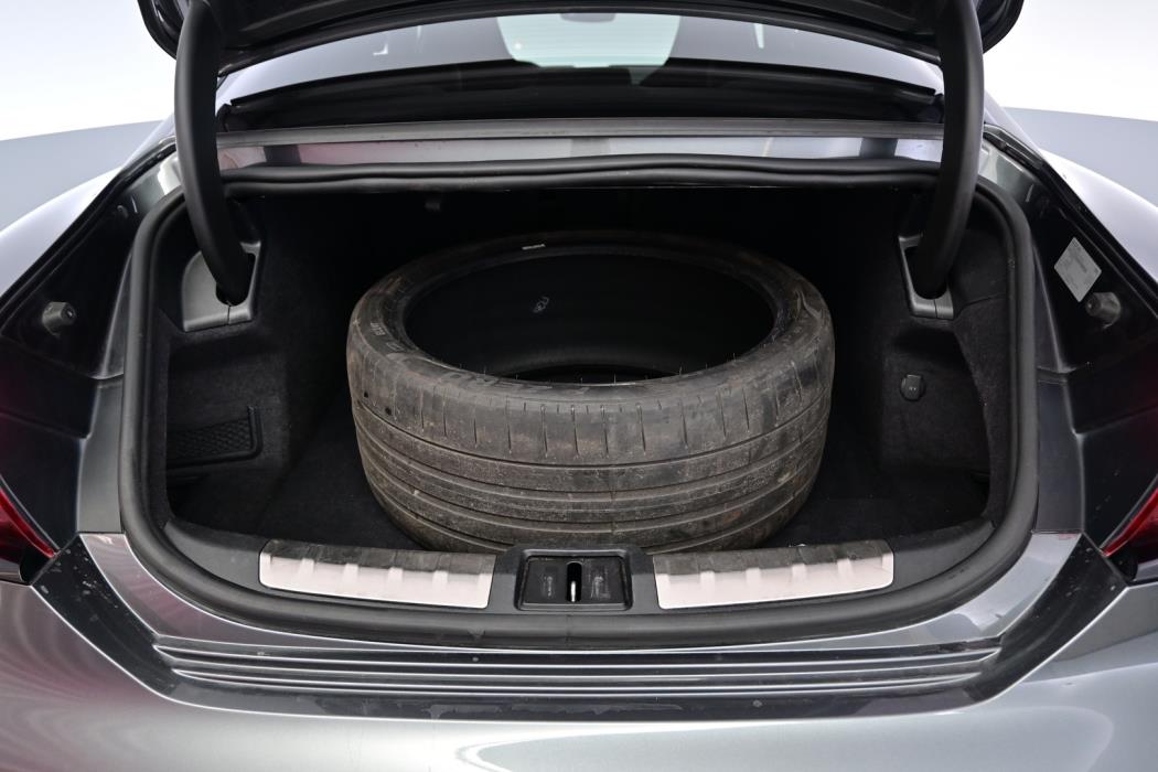 AUDI E-TRON GT RS 2021