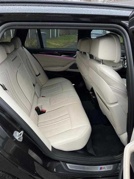 BMW 530 2021