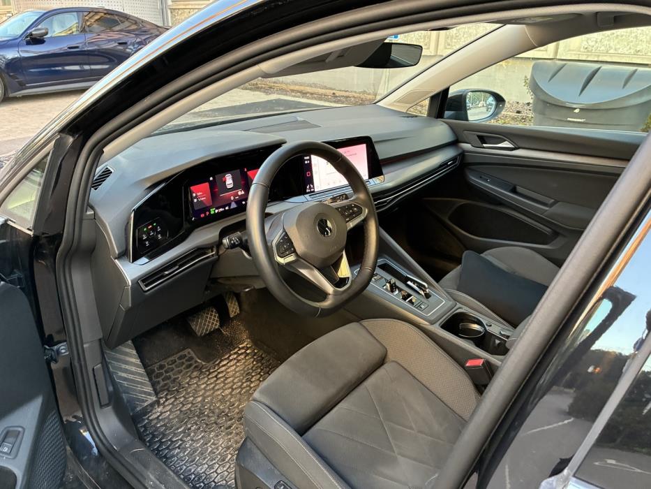 VOLKSWAGEN Golf 2021