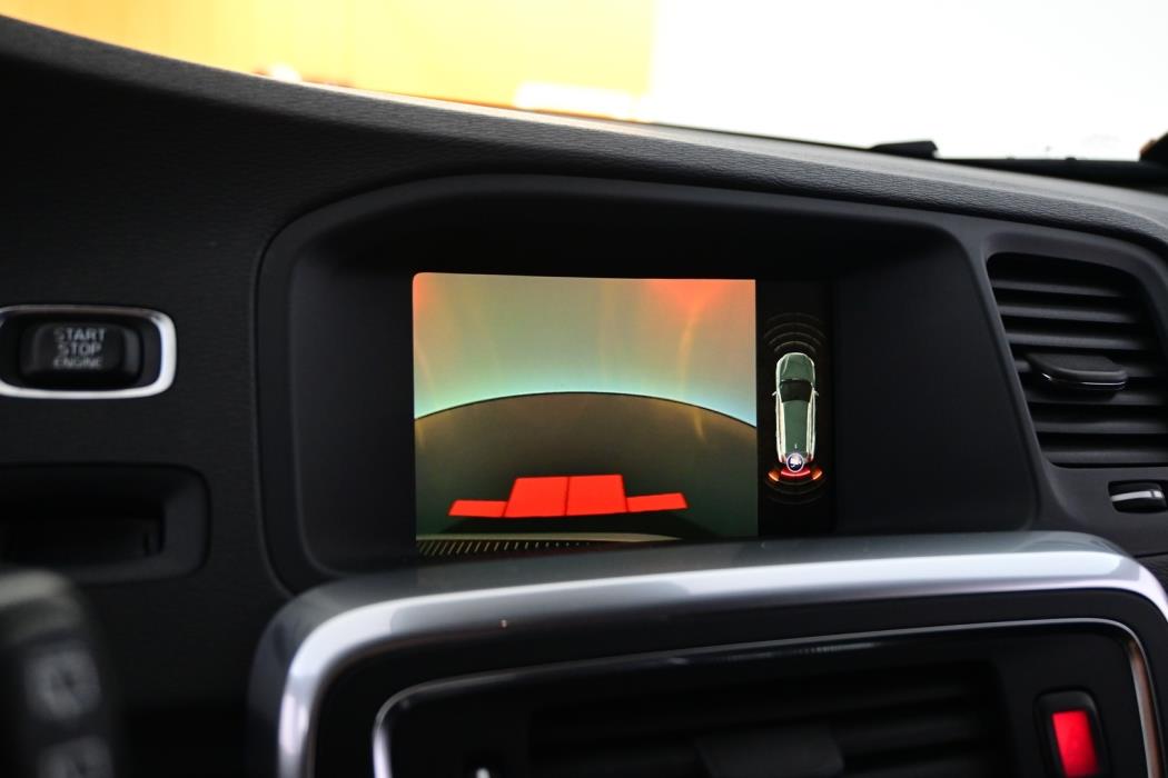 VOLVO V60 2017