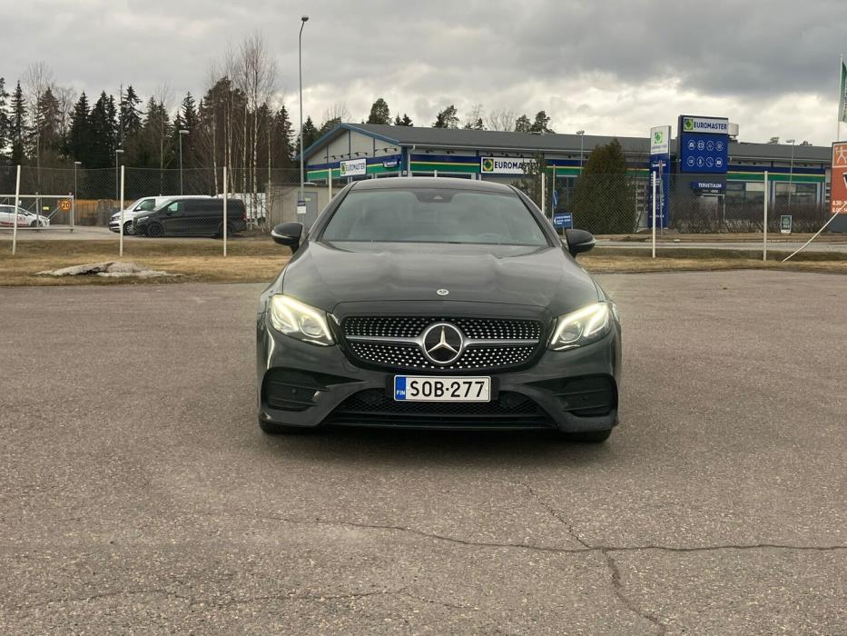 MERCEDES-BENZ E 2018