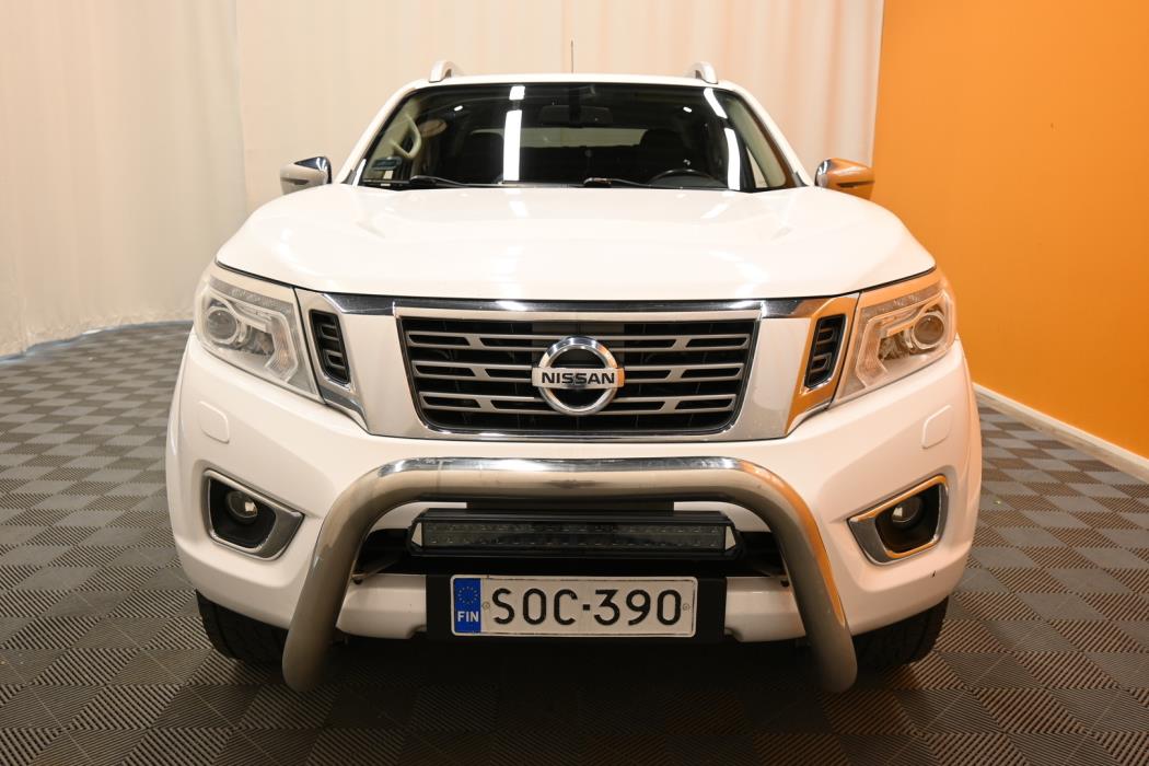 NISSAN Navara 2018