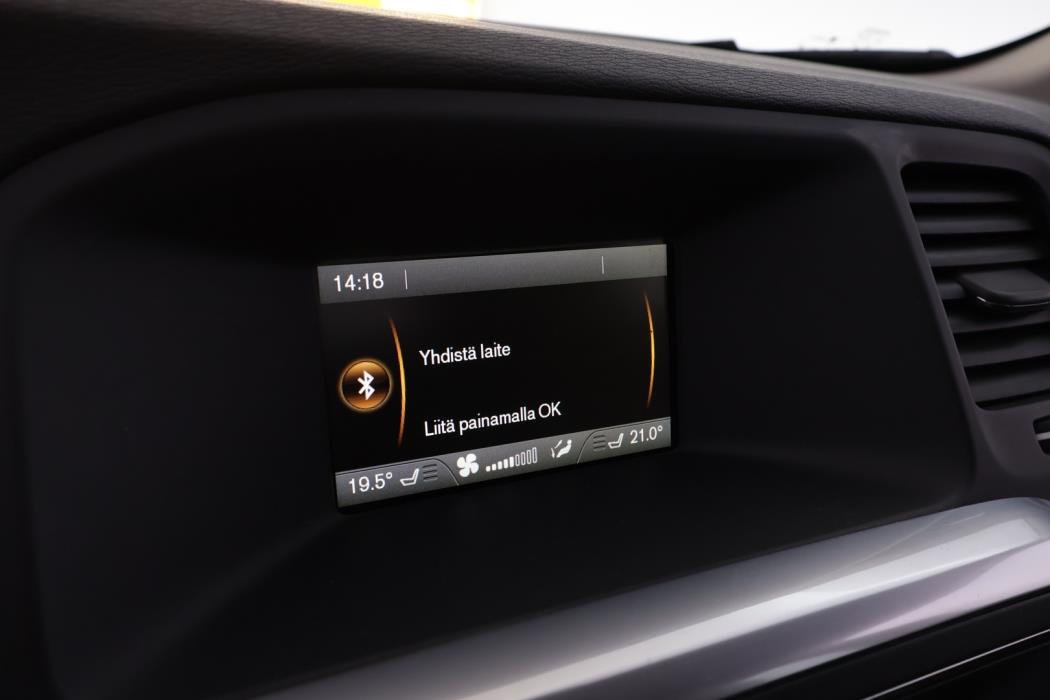VOLVO V60 2016