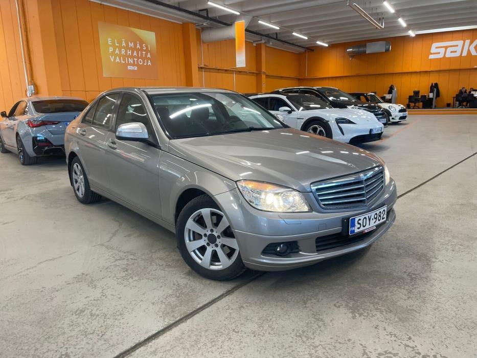 MERCEDES-BENZ C 2008