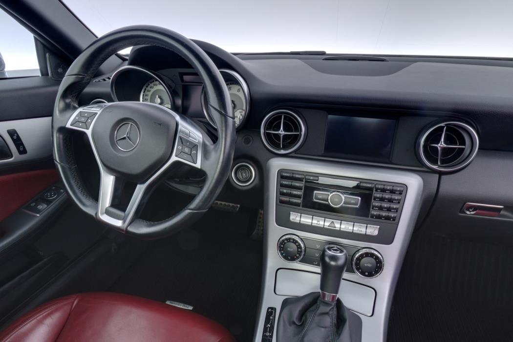 MERCEDES-BENZ SLK 2013