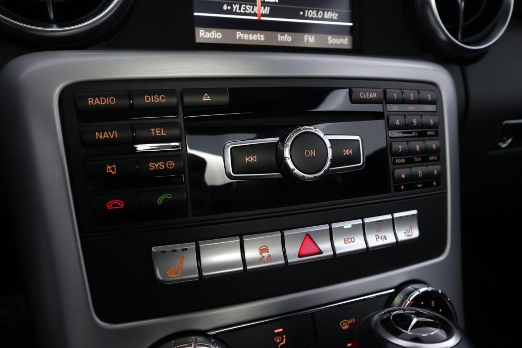 MERCEDES-BENZ SLK 2013