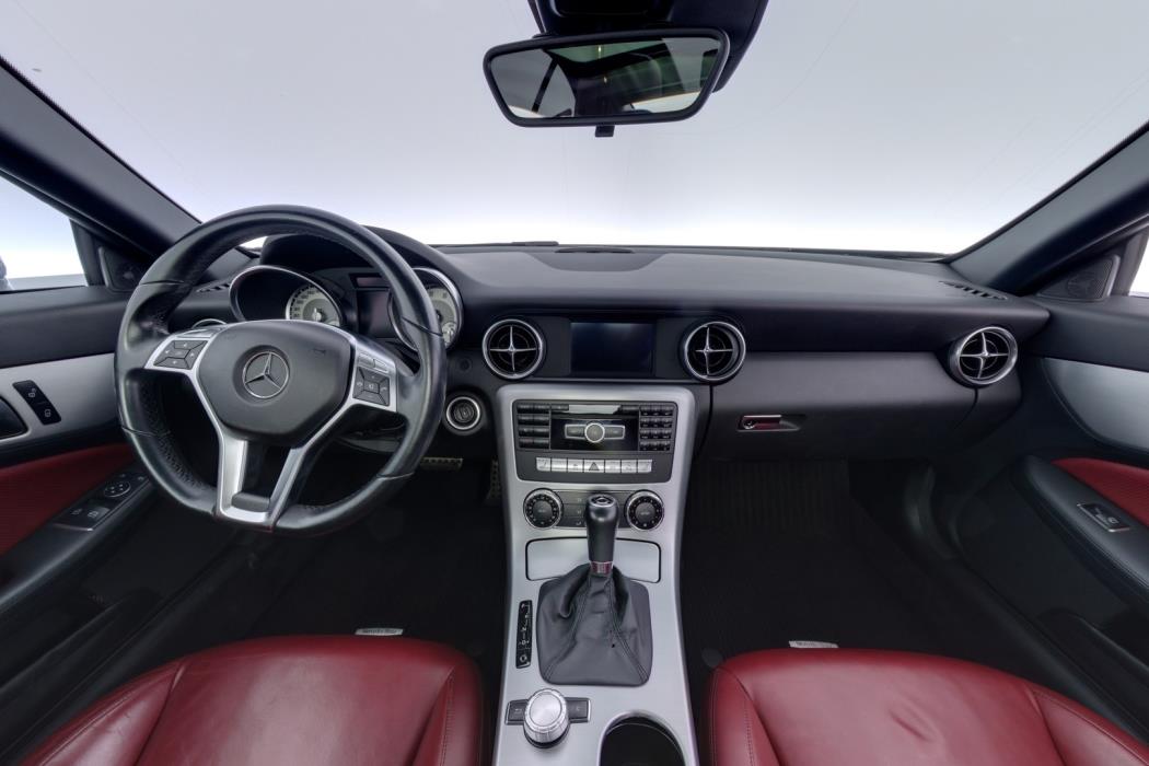 MERCEDES-BENZ SLK 2013