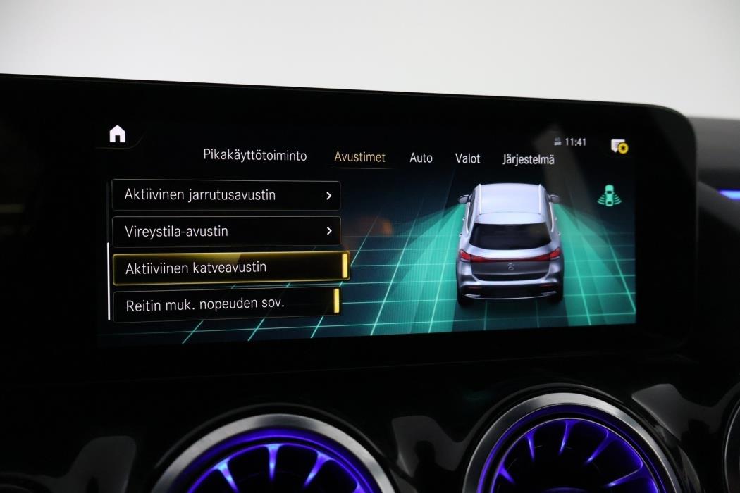 MERCEDES-BENZ EQA 2023