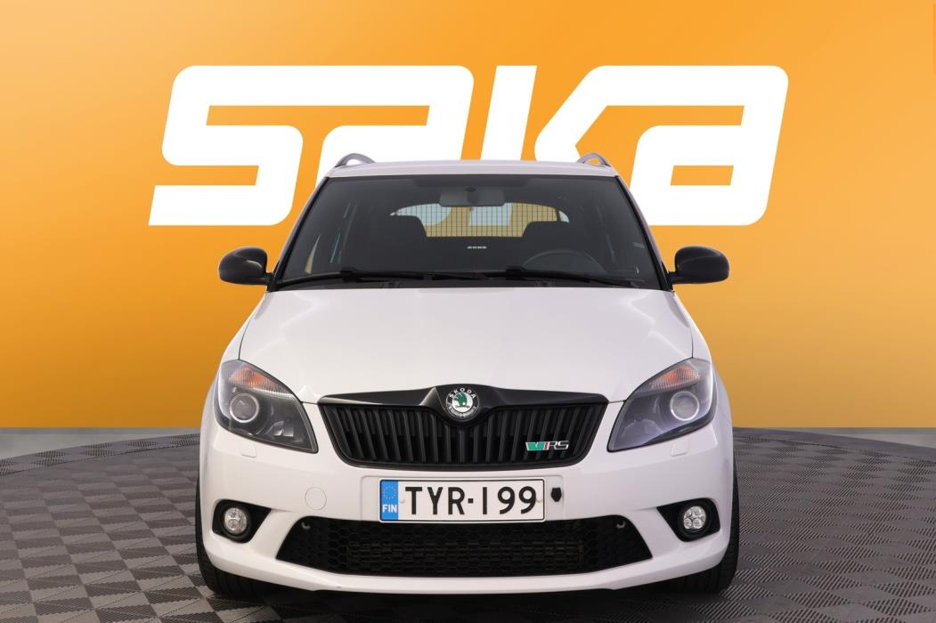 SKODA Fabia 2012