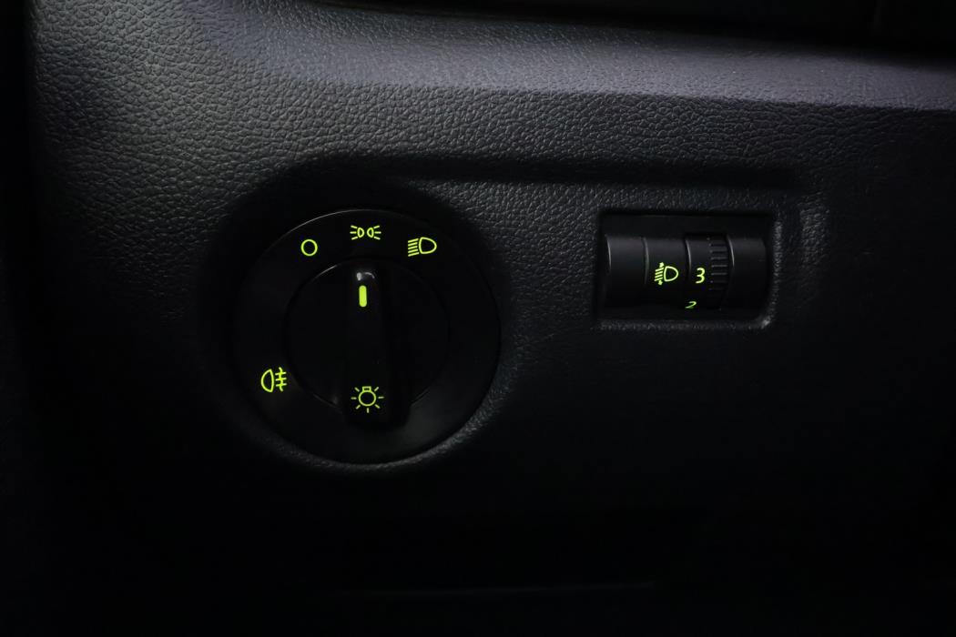 SKODA Fabia 2012