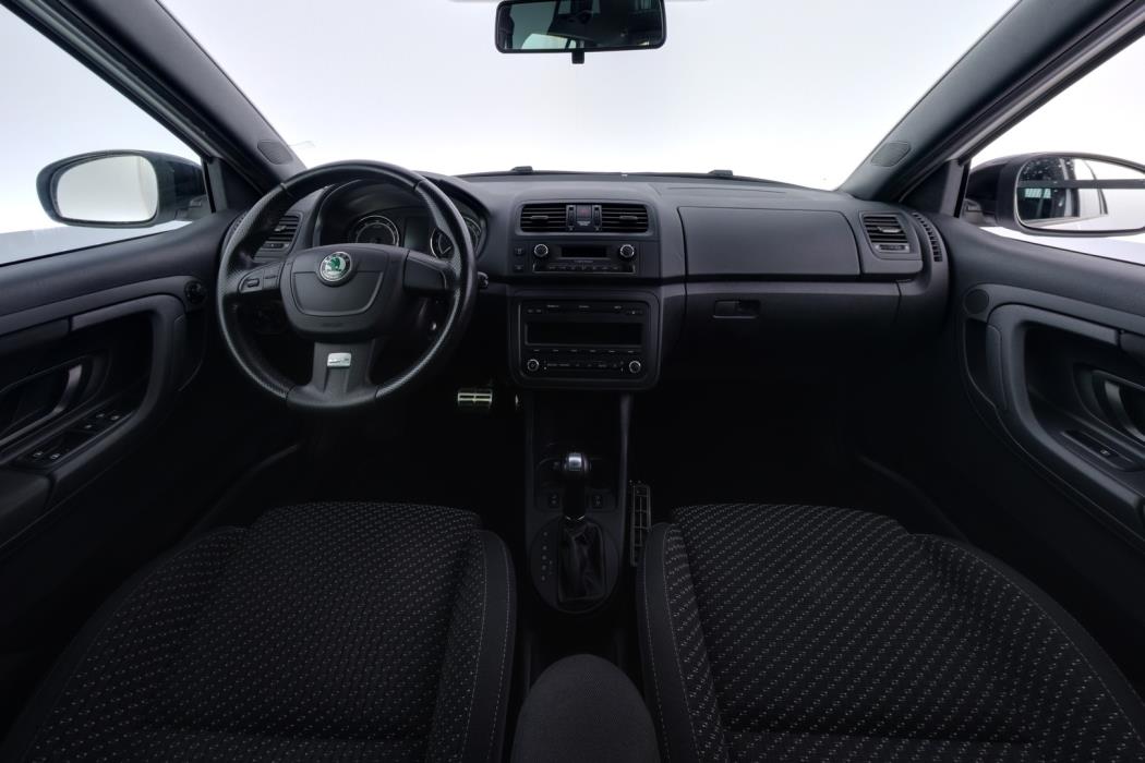 SKODA Fabia 2012