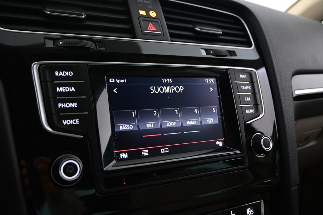 VOLKSWAGEN Golf 2013